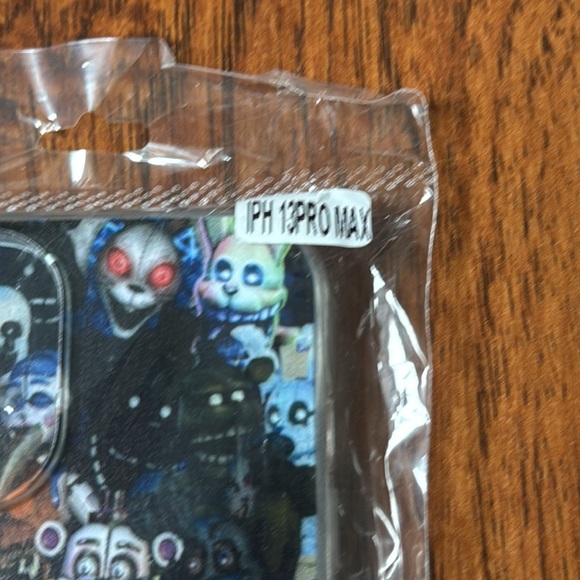 NWT Compatible iPhone 13 Pro Max Case Phone Clear Cover Five Nights at Freddy’s - Picture 4 of 7